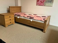Eiken bed en nachtkastje - afbeelding 3 van  7