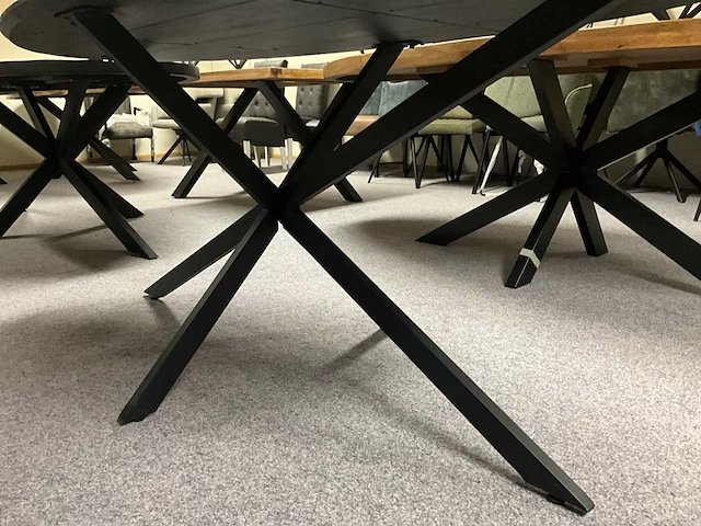 Eiken black brust tafel - afbeelding 4 van  5