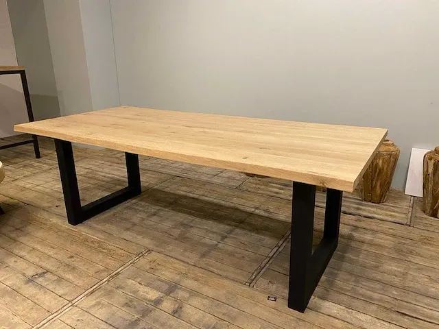 Eiken boomstam eettafel 220 cm. - afbeelding 3 van  5