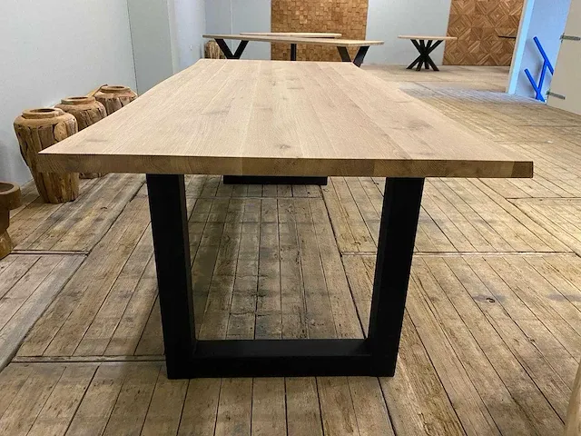 Eiken boomstam eettafel 220 cm. - afbeelding 5 van  5