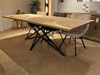 Eiken eetkamertafel 220 cm - afbeelding 1 van  9