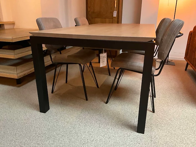 Eiken eetkamertafel met tuimelblad - afbeelding 3 van  9