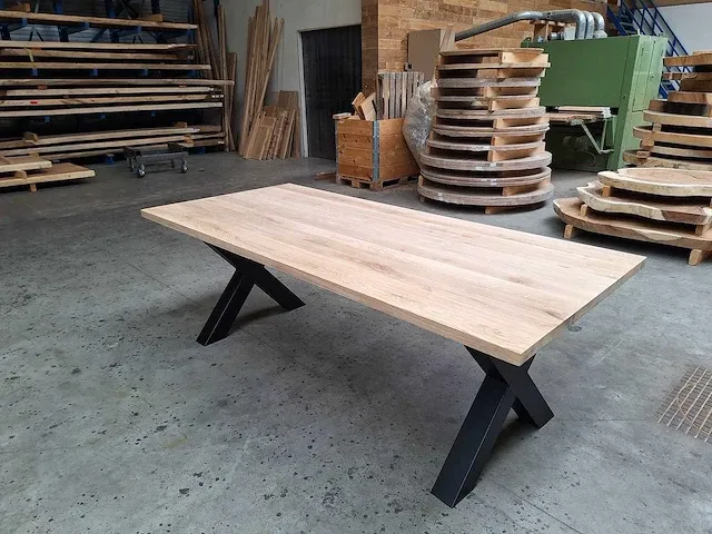 Eiken eettafel 220 cm. - afbeelding 1 van  4
