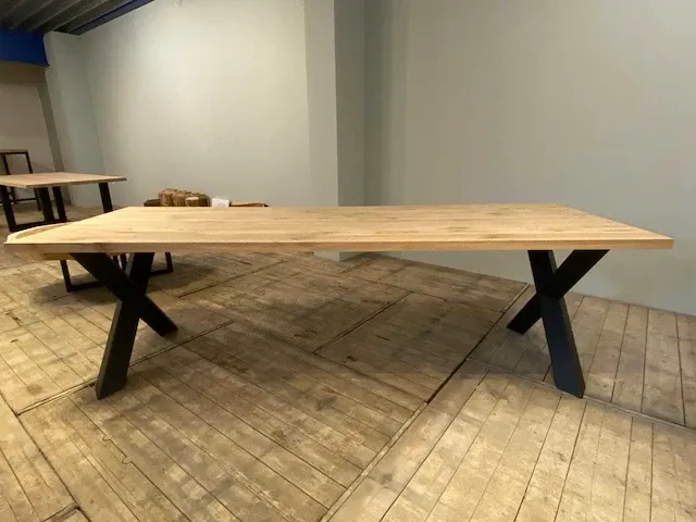 Eiken eettafel 260 cm. - afbeelding 1 van  5