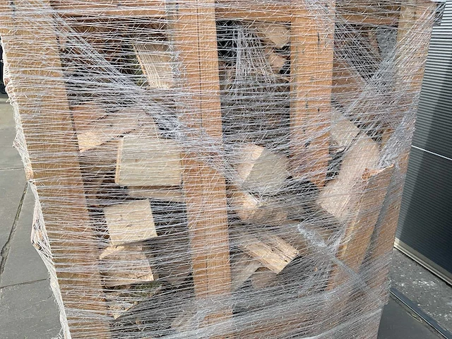 Eiken gekloofd haardhout - afbeelding 9 van  12