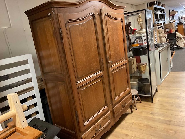 Eiken kast - afbeelding 1 van  4