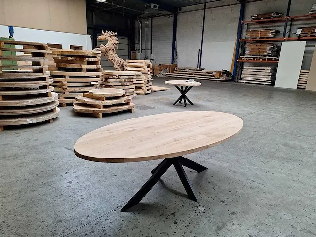 Eiken ovale eettafel 220 cm. - afbeelding 3 van  4