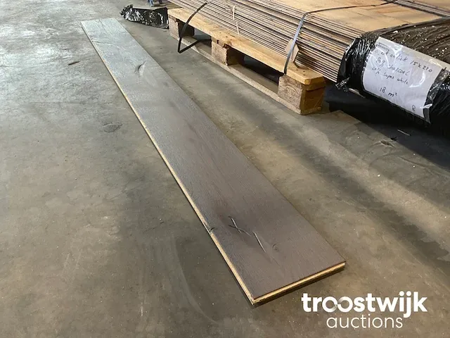 Eiken parketvloer multiplank (ca. 18 m²) - afbeelding 1 van  5