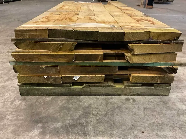 Eiken planken ca. 0,900 m³ - afbeelding 2 van  5