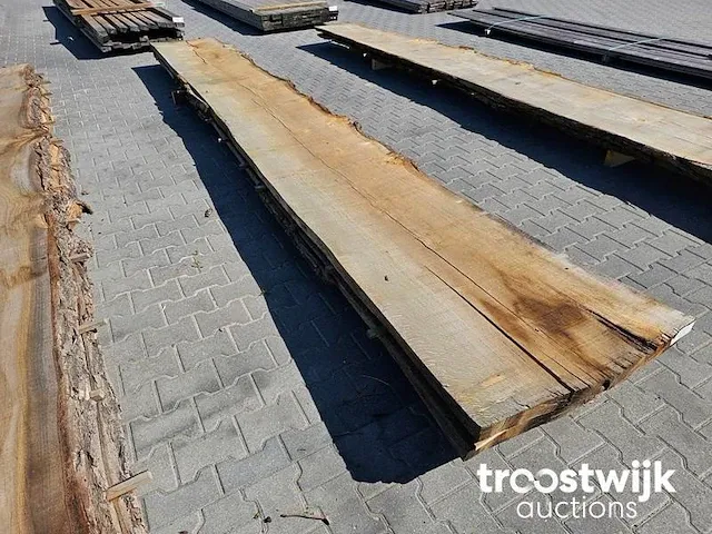 Eiken schaaldelen 2 stuks 535cm breedte 67-92cm dikte 5cm - afbeelding 3 van  5