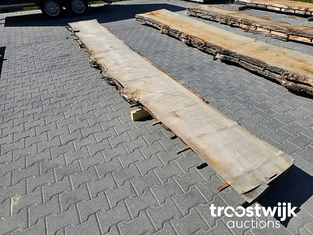 Eiken schaaldelen 2 stuks 540cm breedte 50-68cm dikte 4,8cm - afbeelding 3 van  5
