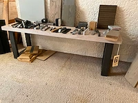 Eiken sidetable - afbeelding 3 van  4
