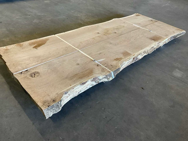 Eiken stamdelen 50x255 cm geschaafd (2x) - afbeelding 1 van  4