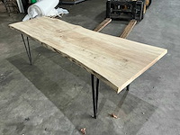 Eiken tafel (2,66x0,80 mtr) - afbeelding 1 van  13