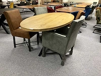 Eiken tafel 4 leren stoelen - afbeelding 3 van  10