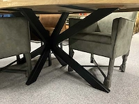 Eiken tafel 4 leren stoelen - afbeelding 6 van  10