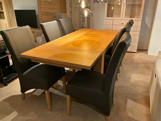 Eiken uitschuifbare eetkamertafel - afbeelding 1 van  5