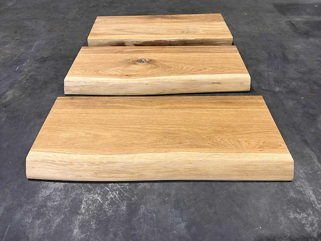 Eiken wand planken 60 cm. - afbeelding 1 van  5