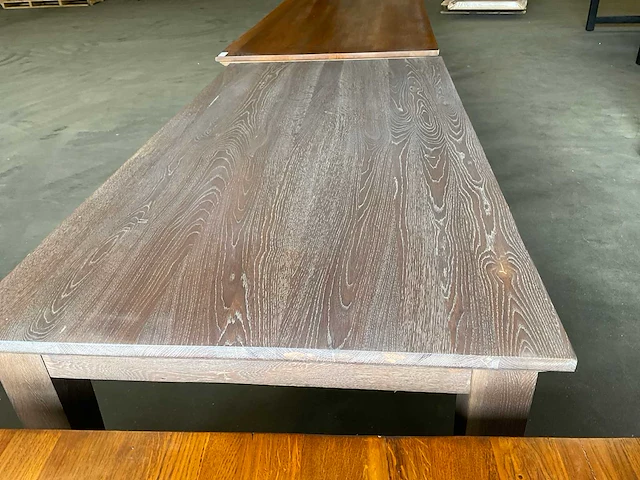 Eikenhouten eetkamertafel - afbeelding 5 van  7