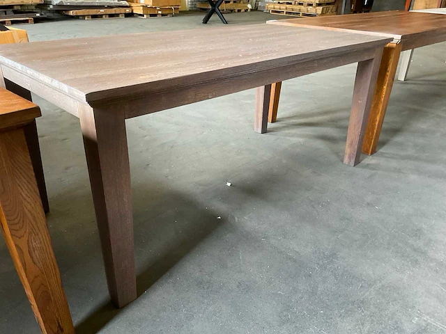 Eikenhouten eetkamertafel - afbeelding 6 van  7