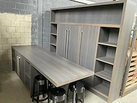 Eiland keuken met kastenwand - afbeelding 6 van  19