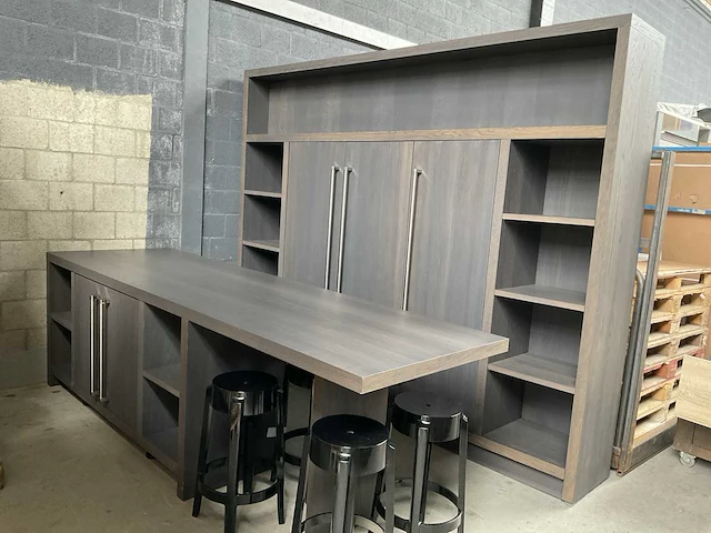 Eiland keuken met kastenwand - afbeelding 19 van  19
