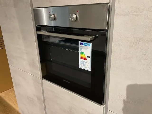Eilandkeuken met kastenwand - afbeelding 4 van  34