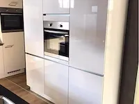 Eilandkeuken met kastenwand - afbeelding 15 van  19