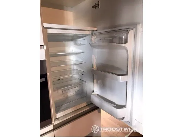 Eilandkeuken met kastenwand - afbeelding 19 van  19