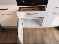 Eilandkeuken met kastenwand - afbeelding 11 van  20