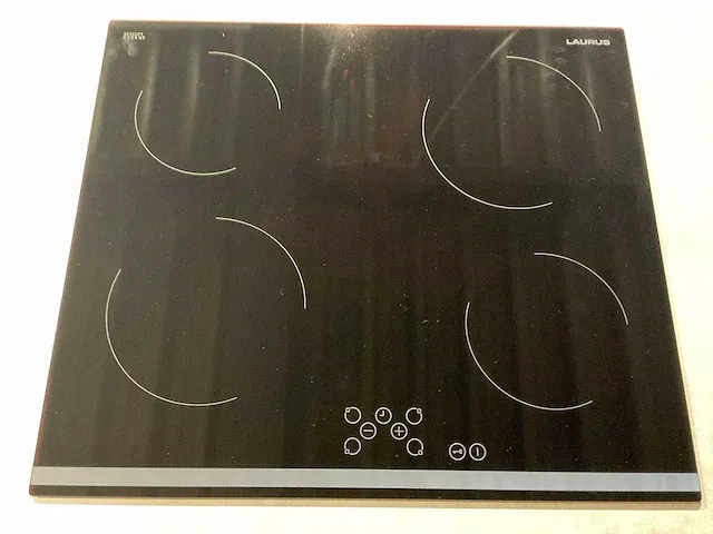 Eilandkeuken met kastenwand - afbeelding 8 van  32
