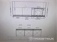 Eilandkeuken met kastenwand - afbeelding 5 van  19