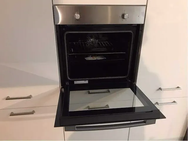 Eilandkeuken met kastenwand - afbeelding 10 van  20