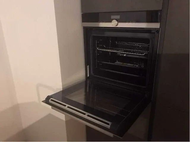 Eilandkeuken met kastenwand - afbeelding 6 van  28