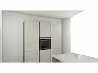 Eilandkeuken met kastenwand - afbeelding 18 van  20