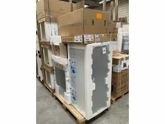 Eilandkeuken met kastenwand - afbeelding 5 van  6