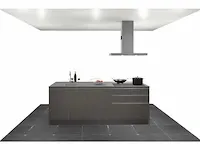 Eilandkeuken met kastenwand - afbeelding 2 van  8