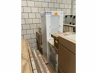 Eilandkeuken met kastenwand - afbeelding 8 van  12