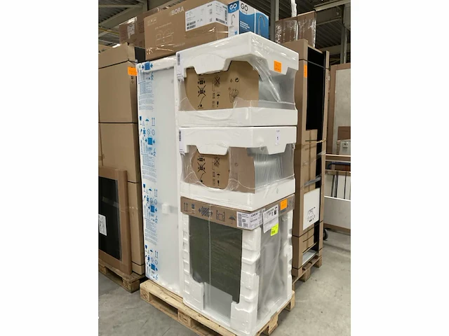 Eilandkeuken met kastenwand - afbeelding 6 van  7