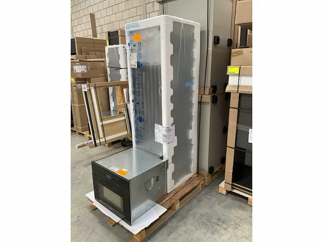 Eilandkeuken met kastenwand - afbeelding 10 van  12