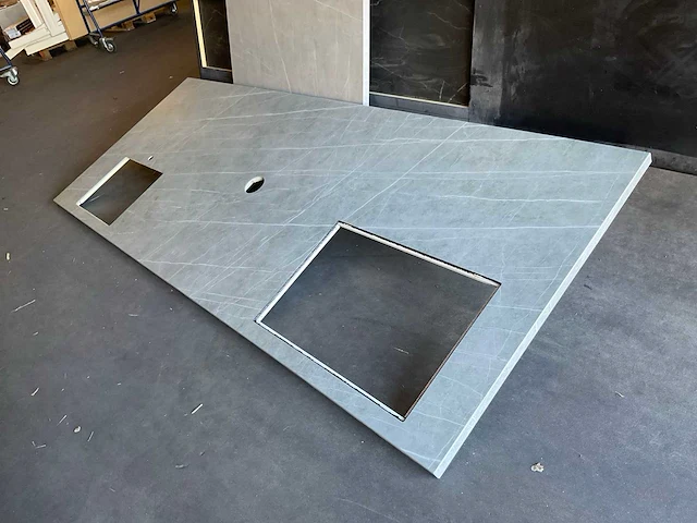 Eilandwerkblad met stolwanden neolith 3080x1200 mm - afbeelding 2 van  5