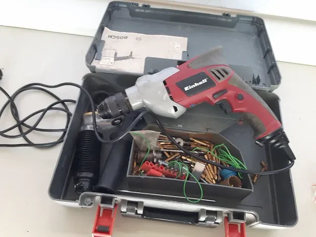 Einhell electrische klopboormachine, 750 watt, in een bosch koffer, werkend, - afbeelding 1 van  3