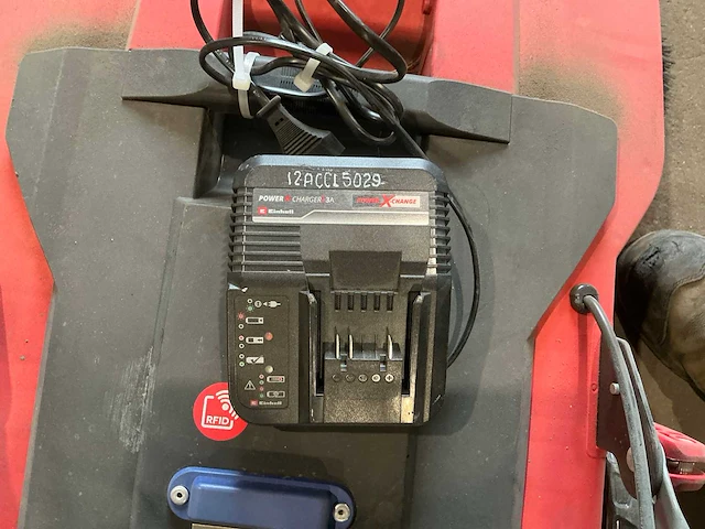 Einhell veegmachine op accu - afbeelding 6 van  7