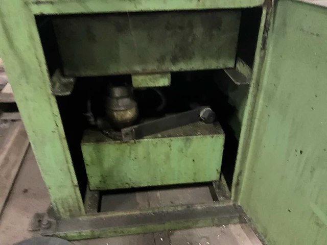 Eisele cirkelzaagmachine metaal - afbeelding 9 van  10
