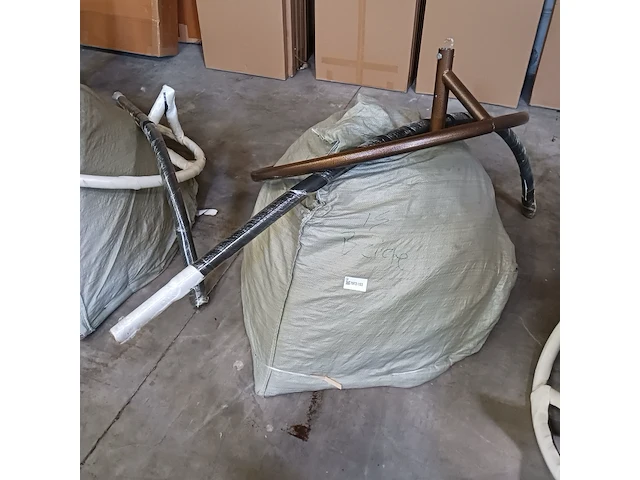 Eistoel swing chair, beige, 2025 - afbeelding 2 van  3