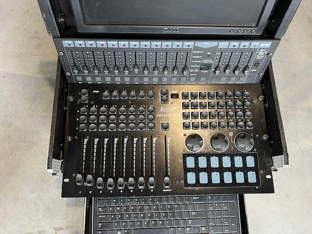 Elation - medicon - midi controller - afbeelding 2 van  5