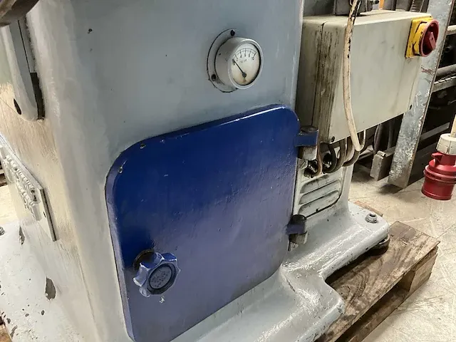 Elbe-werke cme vlakslijpmachine - afbeelding 3 van  11