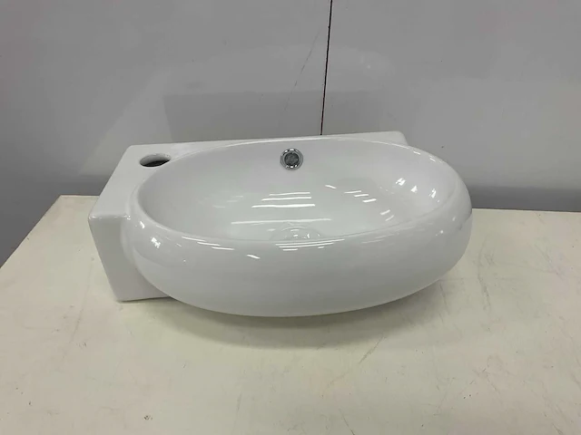 Elberti model s rechts fontein wastafel - afbeelding 1 van  6