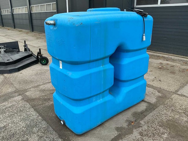 Elbi cp-1000 horizontale opslagtank - afbeelding 1 van  8