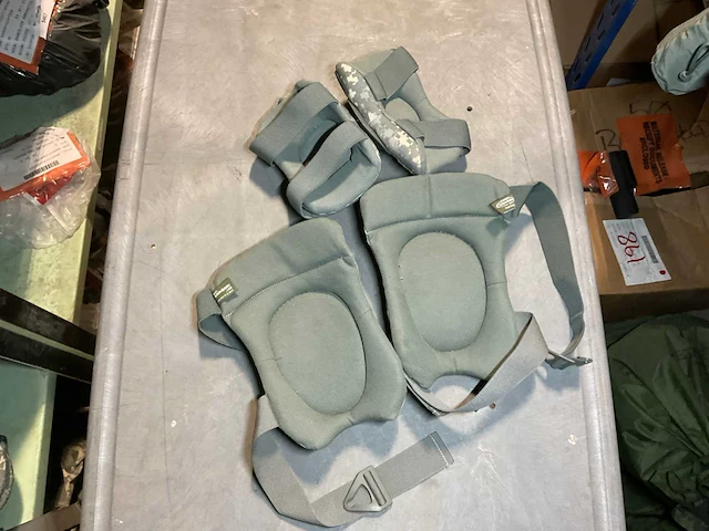 Elbow and knee pad set - afbeelding 2 van  2